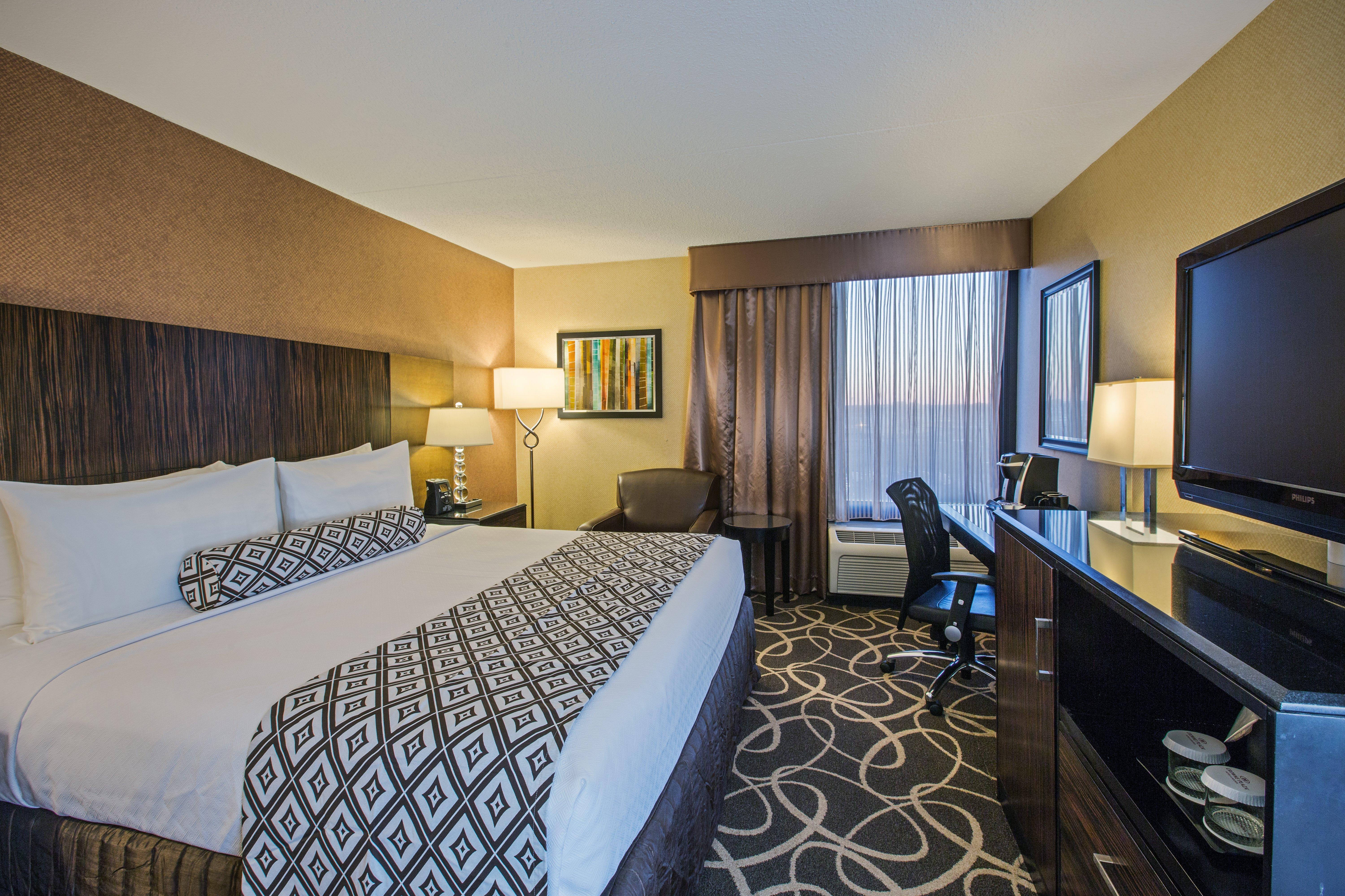 Crowne Plaza Newark Airport By Ihg Hotel Elizabeth Exterior photo