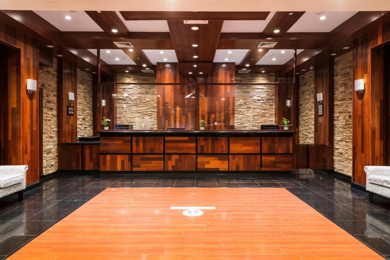 Crowne Plaza Newark Airport By Ihg Hotel Elizabeth Exterior photo
