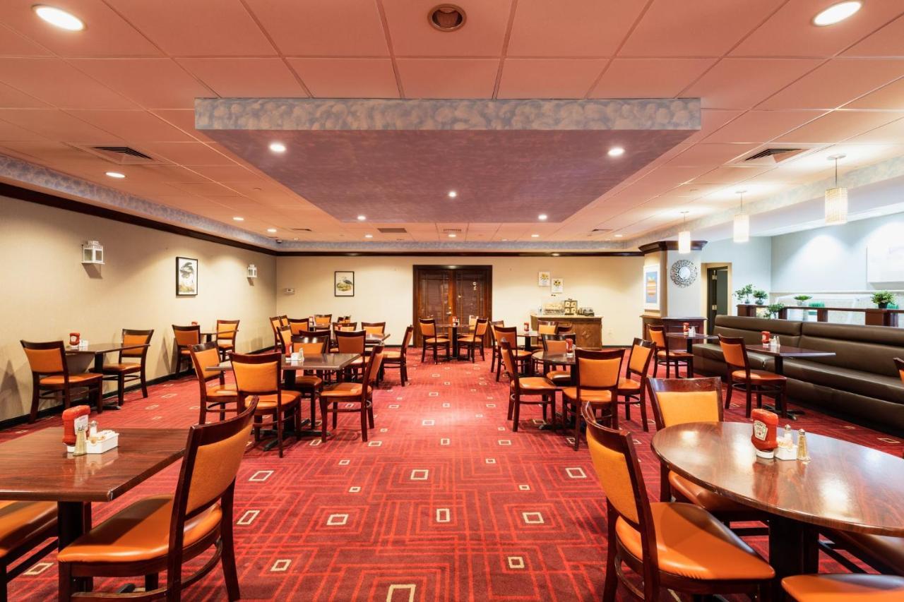 Crowne Plaza Newark Airport By Ihg Hotel Elizabeth Exterior photo