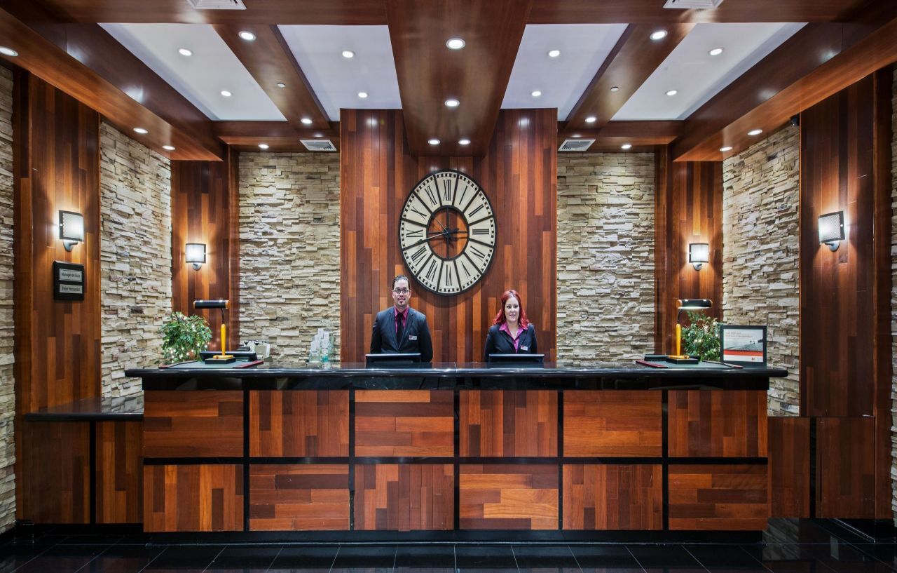 Crowne Plaza Newark Airport By Ihg Hotel Elizabeth Exterior photo