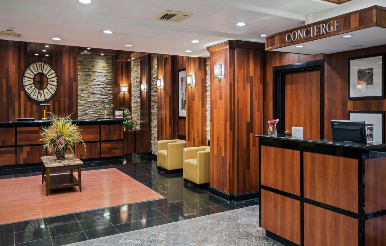 Crowne Plaza Newark Airport By Ihg Hotel Elizabeth Exterior photo